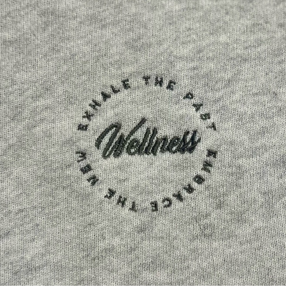 ID Ideology Colorblocked Crewneck Sweatshirt Gray & White - Picture 5 of 5